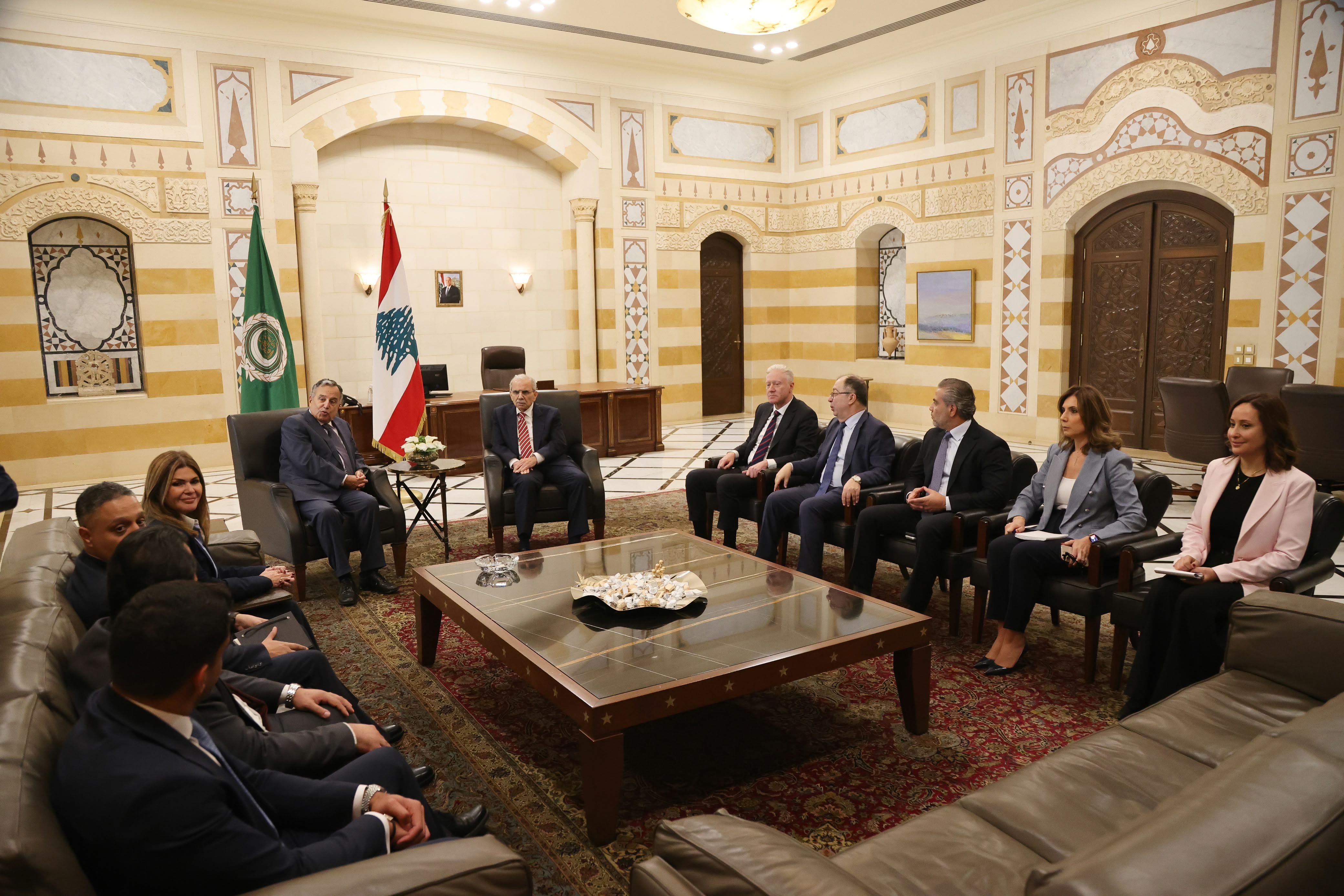 سلام لفهمي: دعم عربي للبنان للانسحاب الإسرائيلي الكامل وإعادة الإعمار وتشجيع الاستثمارات العربية