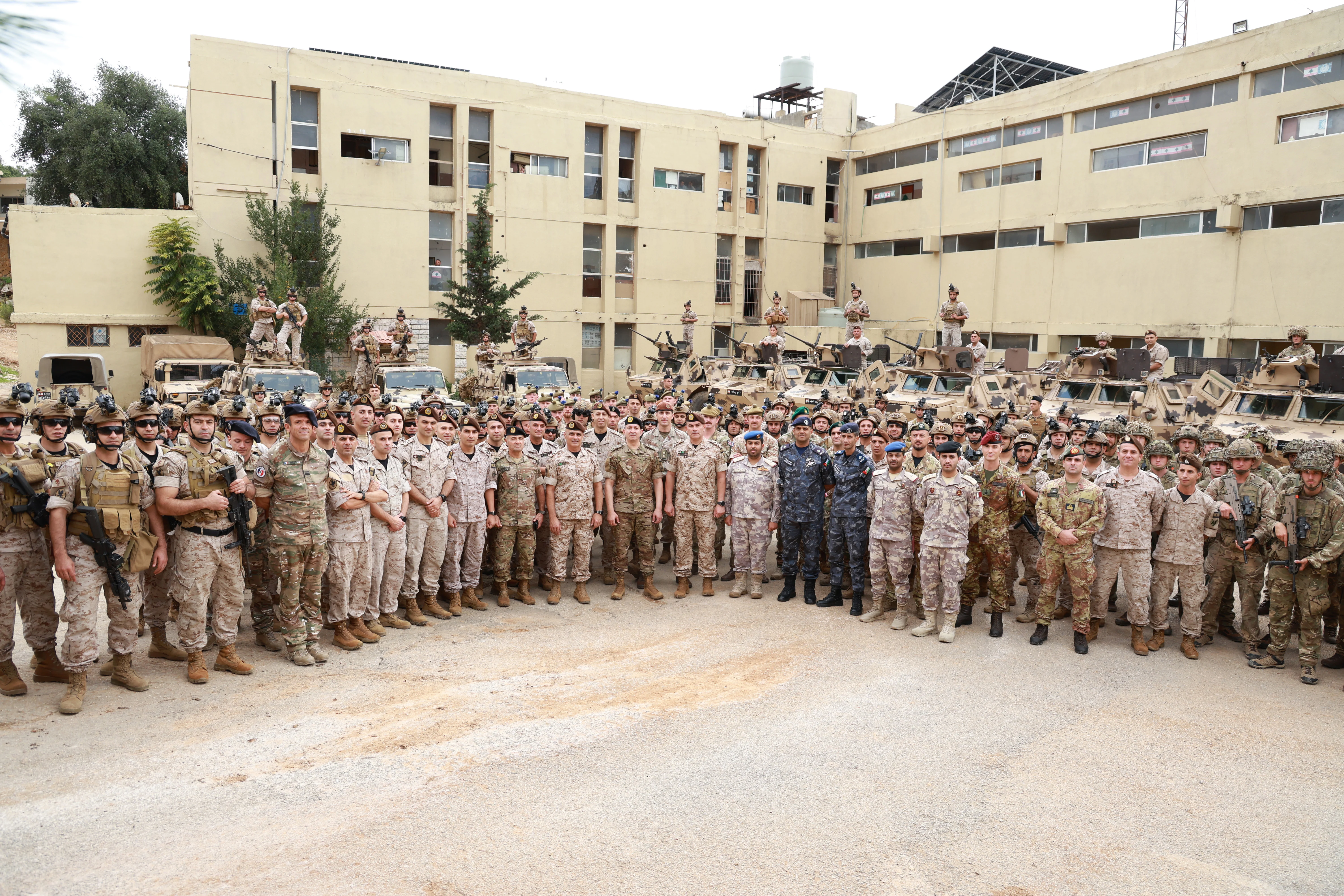 المائة الساعة الخطيرة على لبنان والمنطقة واشنطن: لا لقوات اوروبية جنوبا... وتكريس لـ «الحدود المفتوحة»