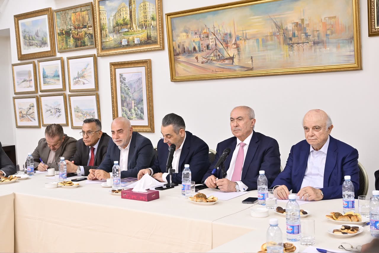 منتدى حوار بيروت يستنكر تحركات الحزب ويدعم مواقف سلام وعون