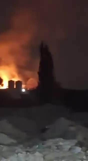 بالفيديو: حريق كبير في منطقة الحنية