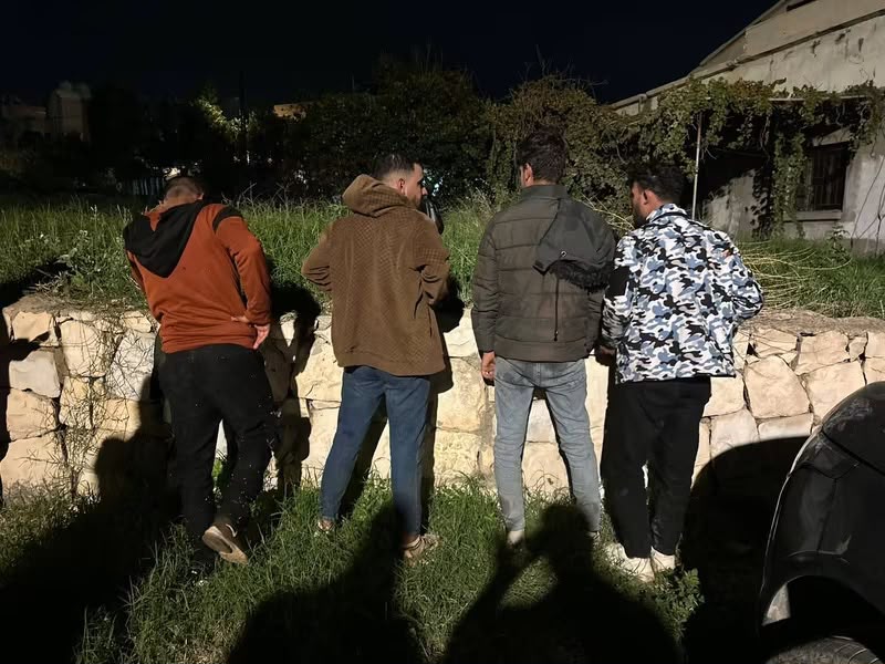 توقيف 4 سوريين بالجرم المشهود أثناء محاولتهم سرقة منازل في كفرعبيدا