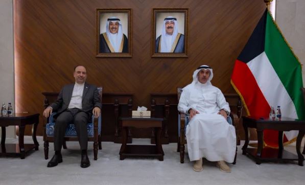 الكويت تستدعي السفير الإيراني وتسلّمه مذكرة احتجاج