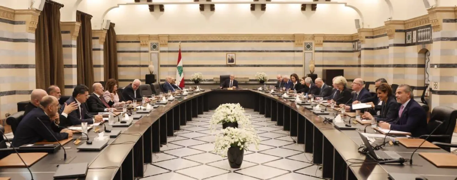 «القوات اللبنانية» تقاطع الحكومة بسبب متفجرات «حزب الله»
مصادرها: لا مبرر للعودة ما دامت الأسباب قائمة