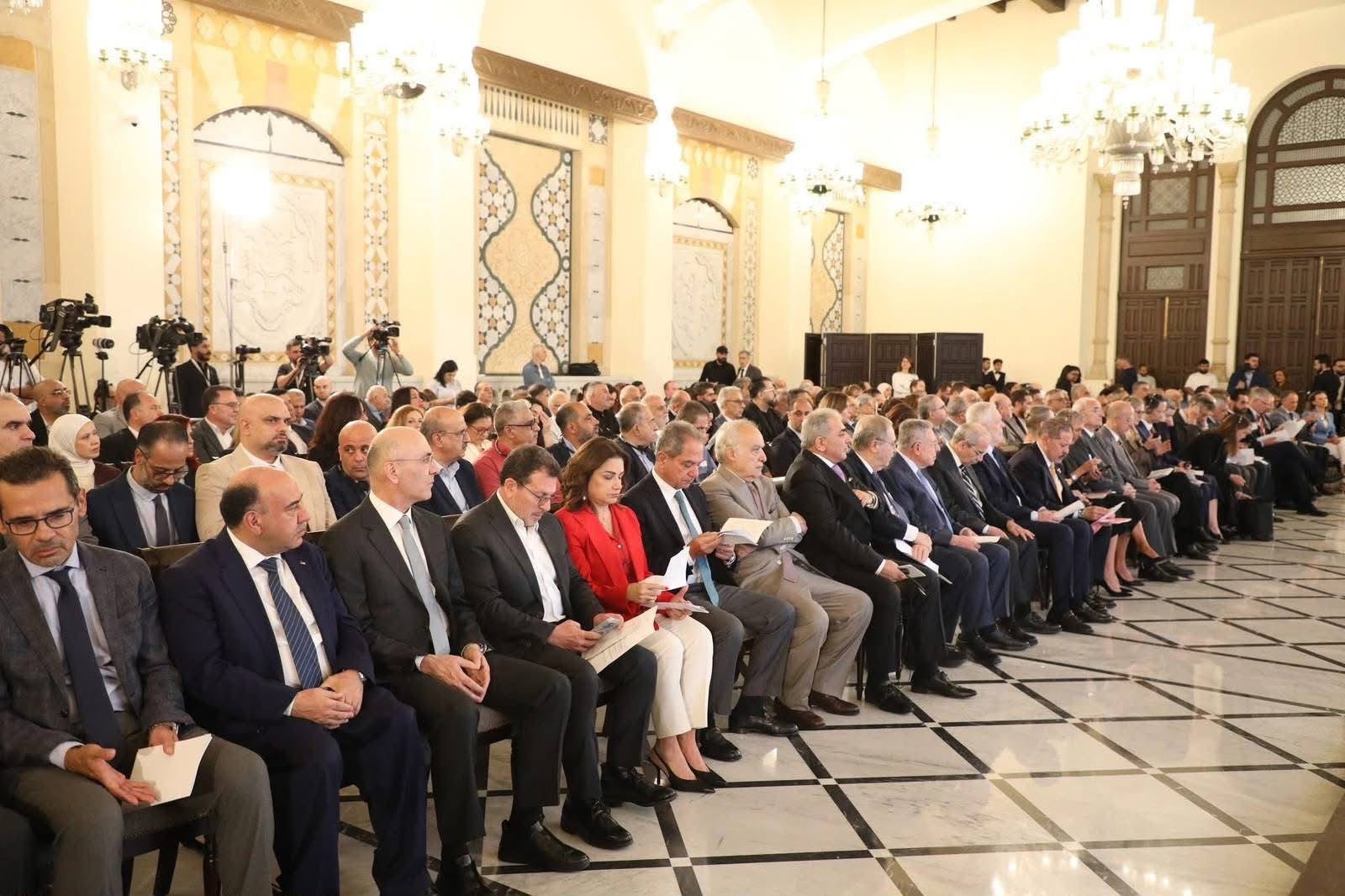 سلام يطلق مسار المشاورات حول الخطة الوطنية لحوكمة مخيمات اللاجئين الفلسطينيين في لبنان