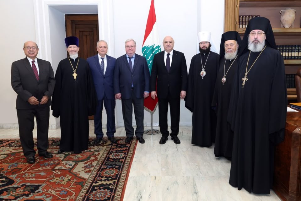 الرئيس عون يبحث العلاقات مع الإمارات وروسيا والبحرين ويؤكد تضامن لبنان مع المنامة