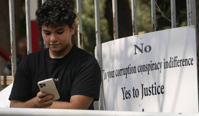 نظام الحصانات في لبنان يحصر الملاحقات بالموظفين العموميين... ويحمي السياسيين<br />
قوانين مكافحة الفساد سهّلت محاكمة رياض سلامة