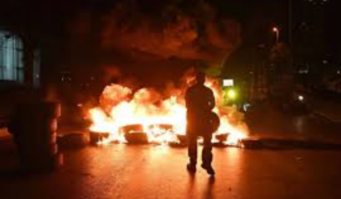 لا حرب شاملة والتهديدات لرفع معنويات الداخل «الاسرائيلي» وتماسكه<br />
لودريان في بيروت والحلول «على القطعة» و«مسكنات» للموظفين والمتقاعدين<br />
التعليم الرسمي مهدد والاتحاد الاوروبي متمسك بدمج الطلاب اللبنانيين والسوريين