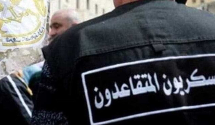 العسكريون المتعاقدون يعلنون استمرارهم لحين صدور بيان عن الحكومة