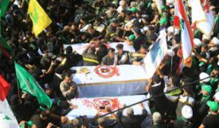 مُحامو سلامة طلبوا مهلة لتقديم الدفوعات الشكليّة... والقاضي حلاوي أوقفهم ... والجلسة الثانية الخميس المقبل<br />
محادثات لودريان مع العلولا ستطرح حلاً يبدأ بجلسىة انتخاب دون نصاب تليها جلسة حوار ثم جلسات الانتخاب