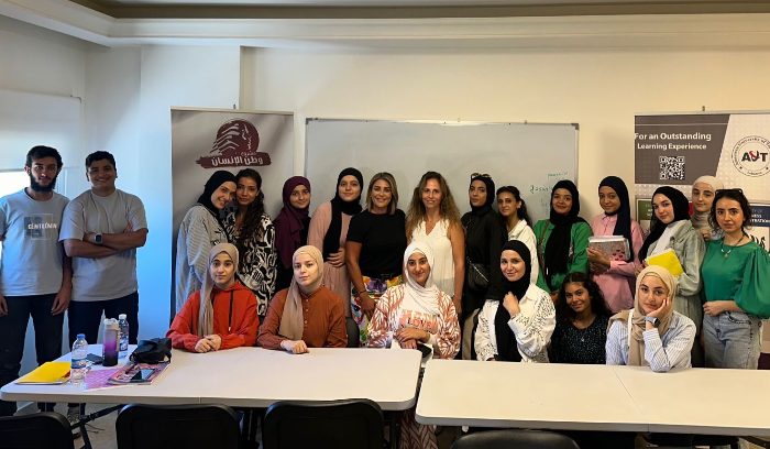 دورة لغّة  لوطن الإنسان - طرابلس والجامعة الأمريكيّة للتكنولوجيا