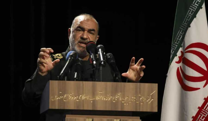 قائد الحرس الثوري: الانتقام سيكون مفاجئاً وكابوس الرد الإيراني الحتمي يهز إسرائيل ليل نهار