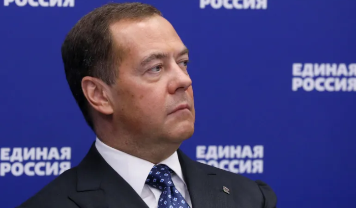 نائب رئيس مجلس الأمن الروسي: الحرب الأهلية في أميركا باتت قريبة