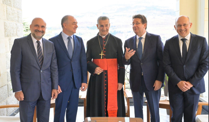 «لقاء الرياض» الرئاسي: إحياء عمل الخماسية بدءًا من 14 أيلول<br />
النواب الأربعة تحت عباءة الراعي.. والدولة تدَّعي على سلامة.. ومعادلة جديدة في الجنوب