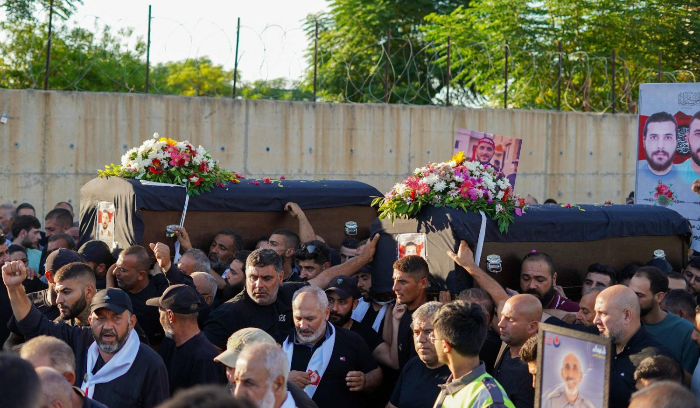 لبنان يتحدث عن «جهوزية أميركية» لإنهاء ملف الحدود مع إسرائيل بعد وقف النار
عشرات الصواريخ على شمال إسرائيل وأضرار جسيمة
