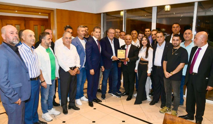 شقير خلال رعايته عشاءً تكريمياً لنقابة مستوردي السيارات المستعملة:
قطاعنا الخاص في الوطن والإنتشار يمثل لبنان الريادي والمبدع أفضل تمثيل