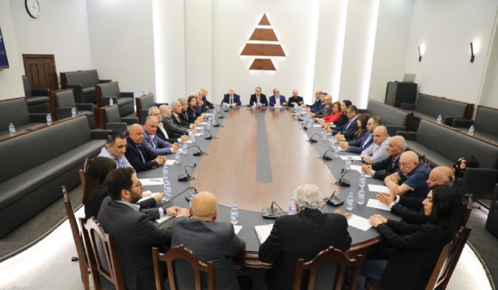 الكتائب: لسحب مرشح التحدي قبل الحديث عن حوار