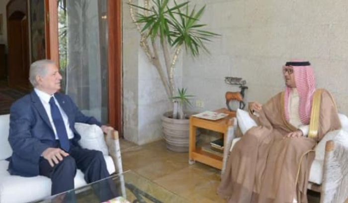 بخاري زار أمين الجميّل وعرضا للمستجدّات