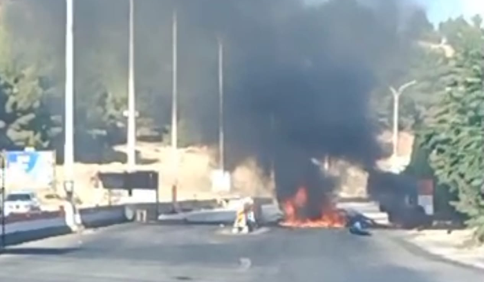 استهداف سيارة على طريق دمشق بيروت
