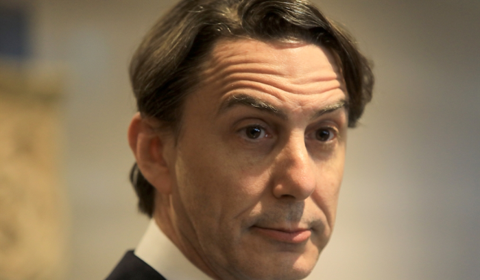 لا تستقبلوا الوسيط الإسرائيلي<br />
الموفد الأميركي عائد إلى لبنان مهدّداً بالحرب الكبرى: لا تستقبلوا عرّاب الخداع هوكشتين