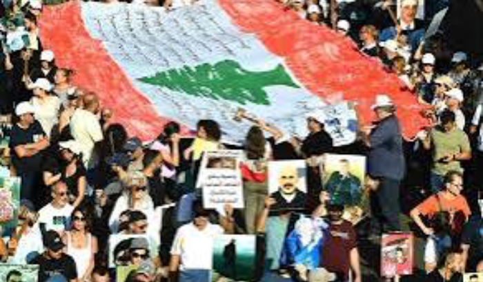 الحرب تضغط على الصدور.. وتحرُّك دبلوماسي لتحييد المؤسسات الحيوية<br />
نصرالله يحدِّد اليوم مسار المواجهة.. والتربية تردُّ على وصف الراعي الإمتحانات «بالمهزلة»