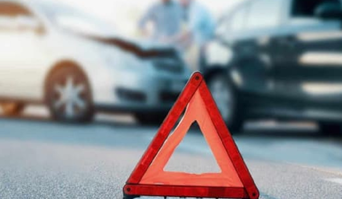 وفاة شاب بعد اصطدام دراجته بسيارة