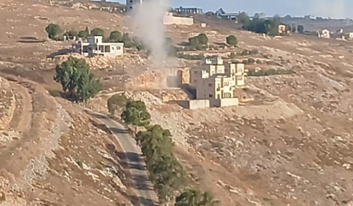 قتيلان وثلاثة جرحى في استهداف سيارة ودراجة بين ميس الجبل وشقرا