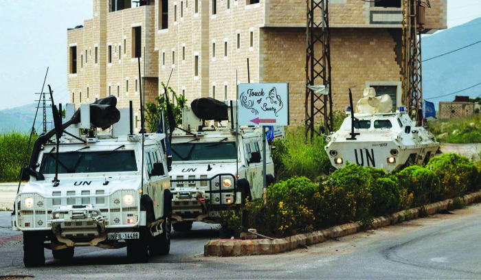 لبنان ينتظر مسودة قرار التمديد لـ«اليونيفيل» ويطالب بعدم تعديل ولايتها<br />
يرفض دعوات إسرائيلية متواصلة لمنحها حرية العمليات دون مرافقة الجيش