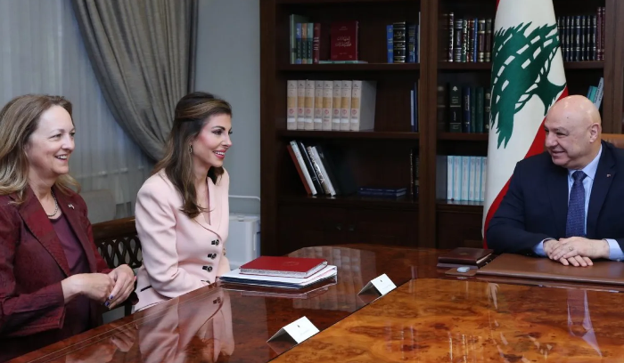 لبنان يتعهّد لأورتاغوس بسحب سلاح «حزب الله»<br />
نائبة المبعوث الأميركي وعدت بتزويد الجيش بمروحيات