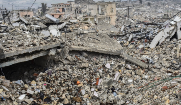 الـ 250 مليون دولار قد تصبّ في يد المنتفعين والصناديق السود إلّا إذا...<br />
تحليل دقيق لثغرات الاتفاق مع البنك الدولي من أجل إعادة الإعمار