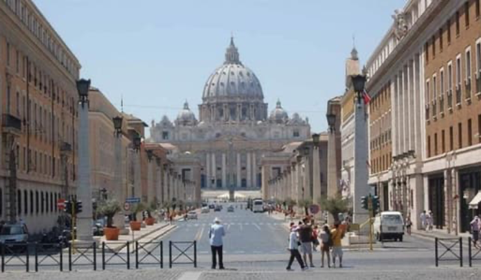 الفاتيكان دان محاولة اغتيال ترامب