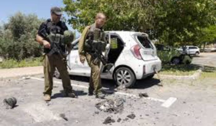 «اليوم التالي» للحرب : لا ابراج بريطانية و«اليونيفيل» خارج «البازار»<br />
انتظار ثقيل لمفاوضات غزة «المتعثرة» حتى اللحظة!<br />
الاستجداء الحكومي للعراق يمنع العتمة الشاملة.. بري: جعجع ناكر للجميل؟