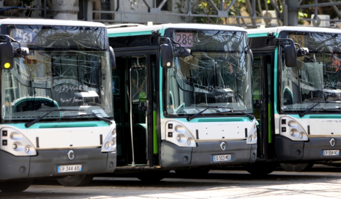 إطلاق خطّ واحد من أصل11: باصات النقل المشترك بيد الأحدب