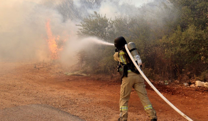 التحذيرات المتصاعدة: هدف إسرائيل شريط بطول 16 كلم