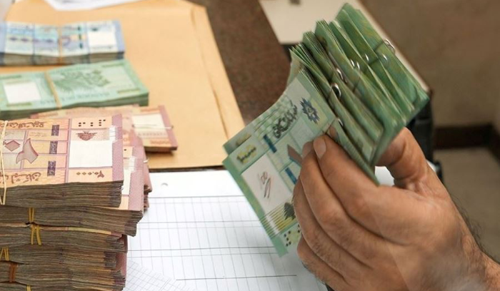 العسكريون المتقاعدون: إمهال الحكومة حتى ١٠ تموز لحل موضوع الرواتب وإلا..