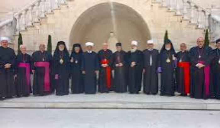 واشنطن تنصح غالانت بتجنُّب الحرب مع حزب الله.. ونتنياهو يعد جنود الشمال «بالنصر»!<br />
بكركي لا ترغب بقطيعة مع المجلس الشيعي.. ولبنان يطلب التمديد لليونيفيل