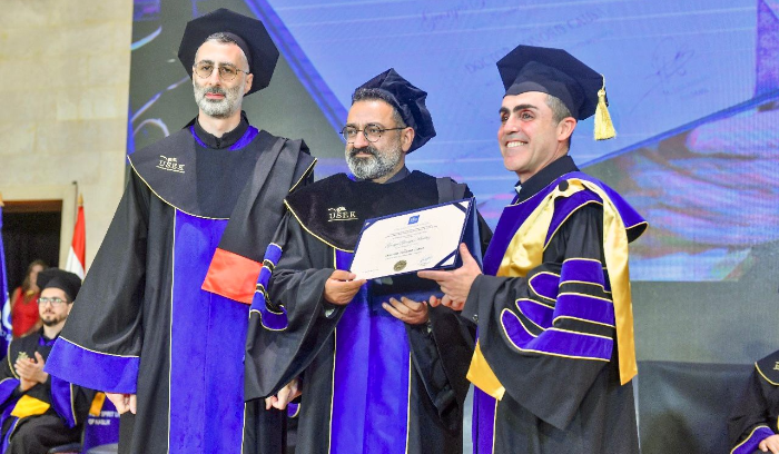 جامعة الروح القدس خرّجت دفعة 