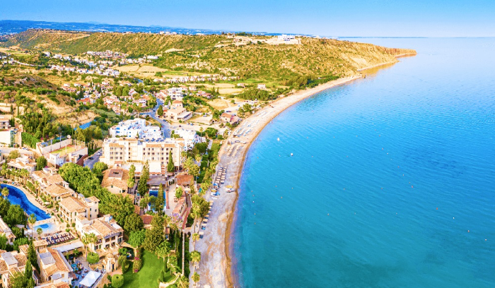 قبرص: لن يتم منح أي دولة الإذن بإجراء عمليات عسكرية عبرنا