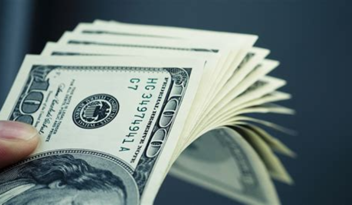 الدولار يرتفع 0.62 بعد تصريح باول