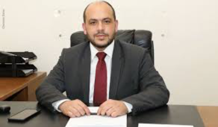 الأسمر: سيبقى القلم الحرّ أمضى سلاح بوجه إرهابكم