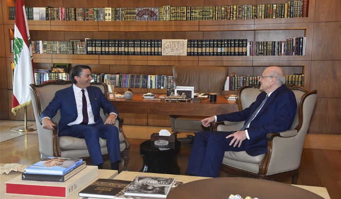 ميقاتي لهوكشتاين: لبنان لا يسعى إلى التصعيد