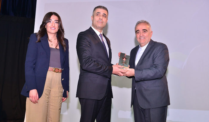 لقاء تكريمي في جامعة سيدة اللويزة للعميد فرح