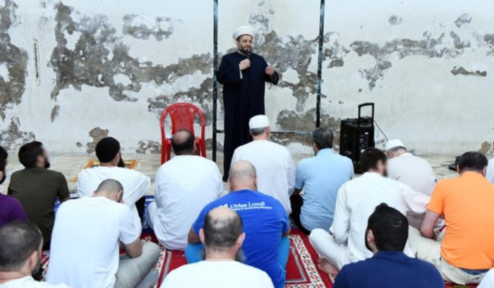 صلاة عيد الاضحى في سجن رومية برعاية هيئة رعاية السجناء واسرهم التابعة لدار الفتوى