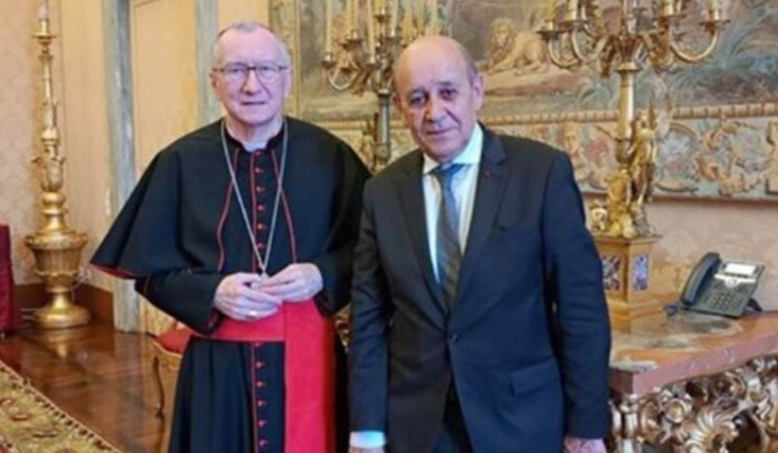 من ثمرة الضغوط الدولية: 