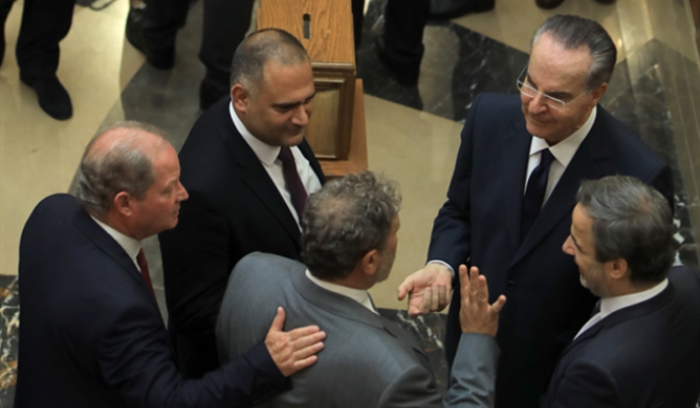 مبادرات «اللاثقة» جعجعة بلا طحين