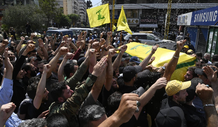 حراك أميركي يسابق تهديد «حزب الله» بالردّ على اغتيال قيادي ميداني بارز<br />
أوسع مروحة نيران أطلقها «الحزب»... وإسرائيل تكشف عن معادلة «بيروت - حيفا»