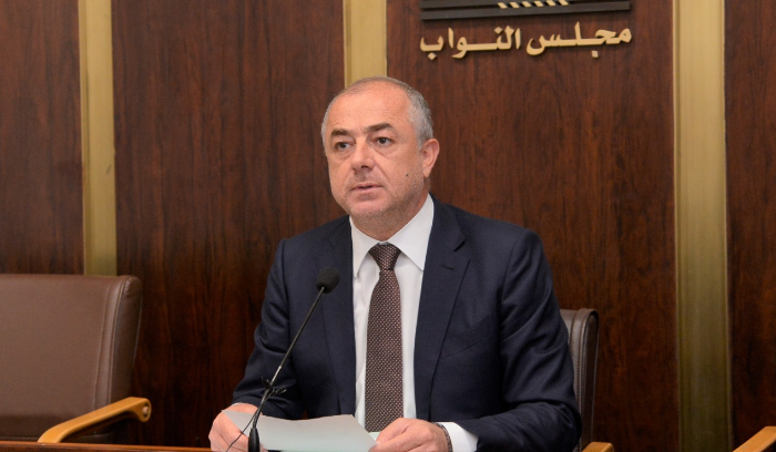 حركة لافتة لإنهاء الشغور الرئاسي اللبناني تثمر ليونة نيابية تجاه «حوار بري»<br />
بوصعب يخشى ألا ينتخب هذا البرلمان رئيساً