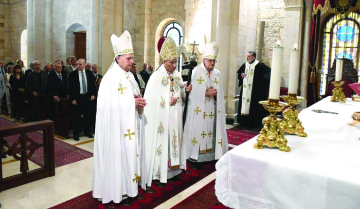 عودة لودريان رهن بالقمة الاميركية الفرنسية... وباقري في بيروت اليوم