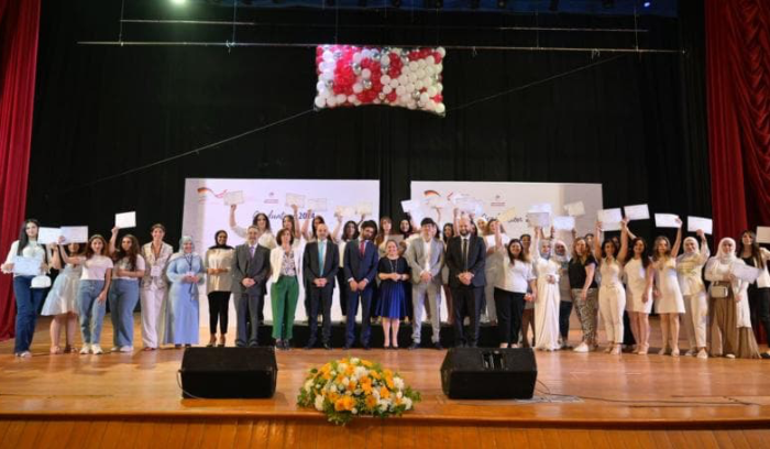 مؤسسة مخزومي تحتفل بتخريج أكثر من 350 شابًا وشابةً ضمن مشروع IEVC