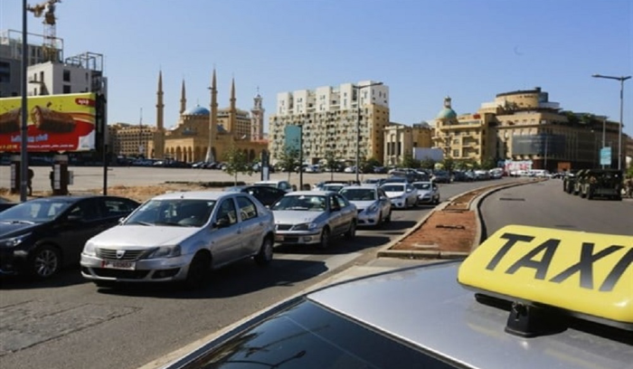 السائقون العموميون يحتجون: لإعادة النظر في التعرفة