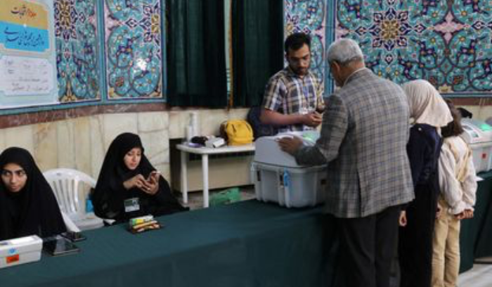 فتح باب الترشح لانتخابات رئاسة الجمهورية الايرانية صباح اليوم